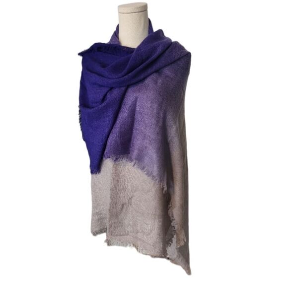 Calvin Klein purple and dusty rose ombre scarf - Picture 1 of 4